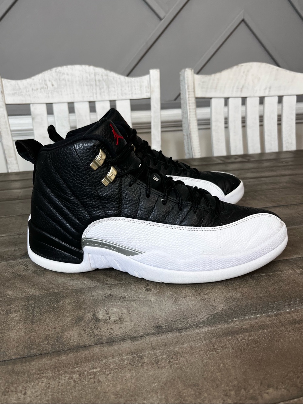 Nike Air Jordan 12 Retro
Playoffs Black/White/Red
Men's Leather High Top Sz 12